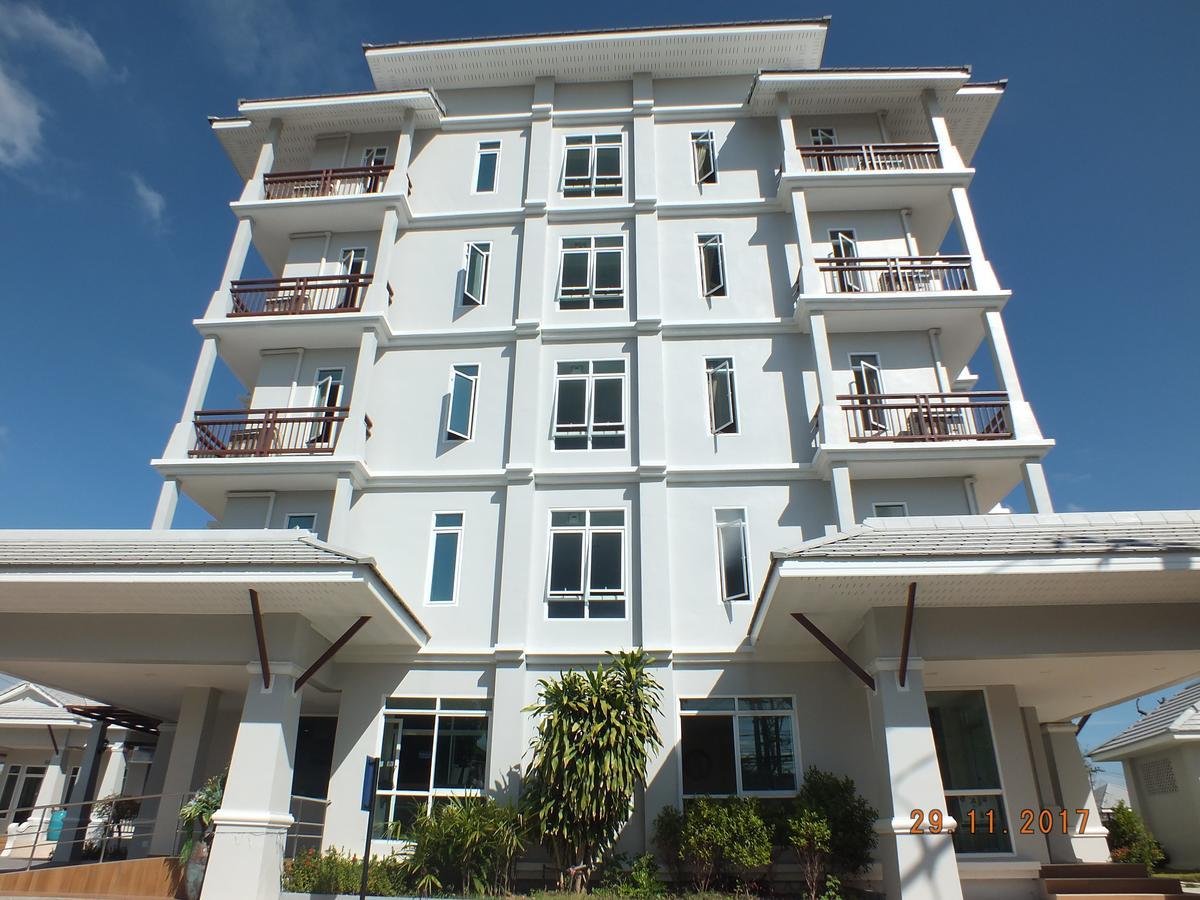 Sukkhamas Pirom Hotel Nakhonratchasima Exterior foto